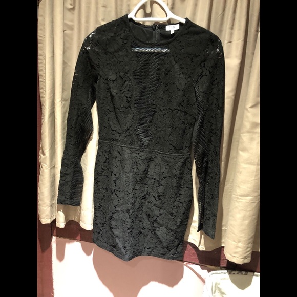 NWOT Tobi Black Lace Dress - Picture 2 of 3